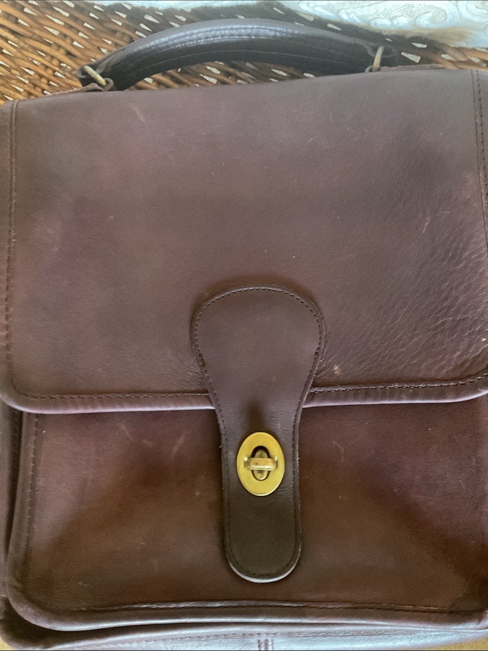 Vintage Coach Station Bag in Mahogany brown leather, style number 5130 - Picture 10 of 13